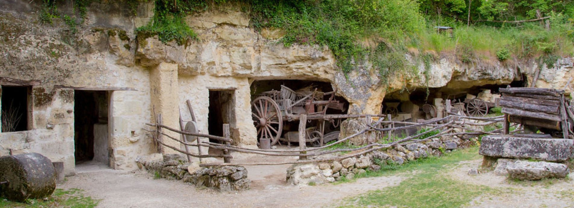 panorama vallée troglodytique des goupillières